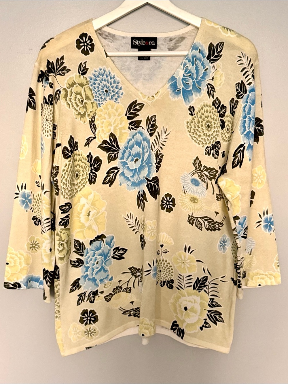 Style&co Women’s Sweater Sz XL Floral V-neck Cotton Blend 3/4 Sleeves
